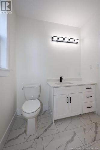 17 Donmac Court, Fredericton, NB - Indoor Photo Showing Bathroom