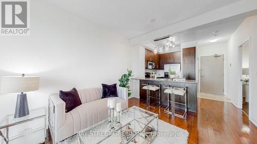 2408 - 18 Holmes Avenue, Toronto (Willowdale East), ON - Indoor Photo Showing Dining Room