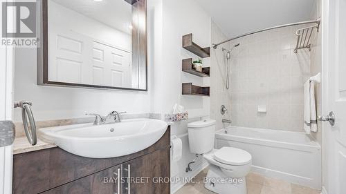 2408 - 18 Holmes Avenue, Toronto (Willowdale East), ON - Indoor Photo Showing Bathroom