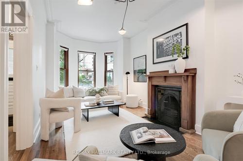 581 Ontario Street, Toronto (Cabbagetown-South St. James Town), ON - Indoor Photo Showing Living Room With Fireplace