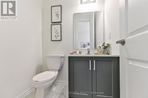 55 Deepwood Crescent, East Gwillimbury (Sharon), ON - Indoor Photo Showing Bathroom