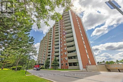 1104 - 1105 Jalna Boulevard, London, ON - Outdoor With Balcony With Facade