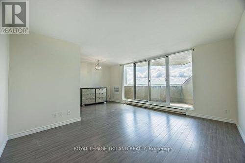 1104 - 1105 Jalna Boulevard, London, ON - Indoor Photo Showing Other Room