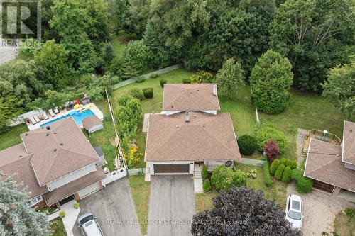 706 Tulip Court, Oshawa (Centennial), ON - Outdoor