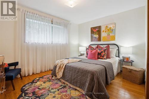 706 Tulip Court, Oshawa (Centennial), ON - Indoor Photo Showing Bedroom