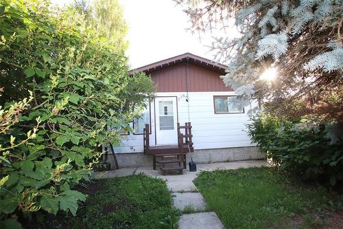 228 Head Avenue, The Pas, MB - Outdoor