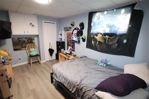 228 Head Avenue, The Pas, MB - Indoor Photo Showing Bedroom