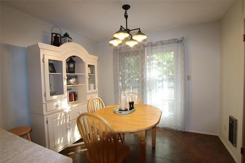 228 Head Avenue, The Pas, MB - Indoor Photo Showing Dining Room