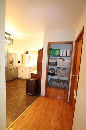 228 Head Avenue, The Pas, MB - Indoor Photo Showing Bedroom