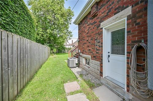 93 Fairfield Avenue, Hamilton, ON - Outdoor With Exterior