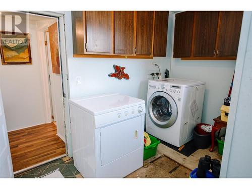 410 Young Street, Penticton, BC - Indoor Photo Showing Laundry Room