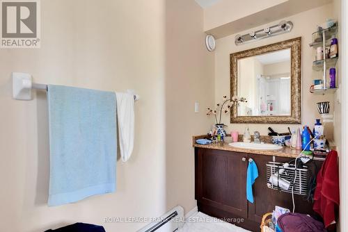 409 Perry Street, Whitby (Downtown Whitby), ON - Indoor Photo Showing Bathroom