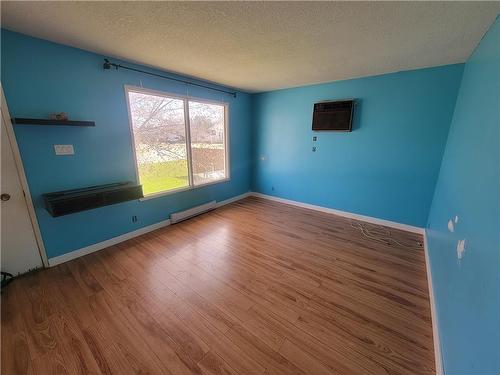 275 4Th Street Sw, Minnedosa, MB - Indoor Photo Showing Other Room