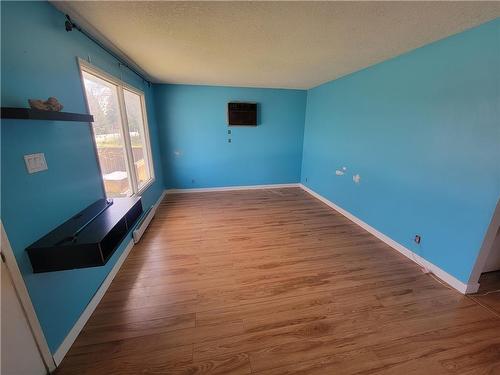 275 4Th Street Sw, Minnedosa, MB - Indoor Photo Showing Other Room