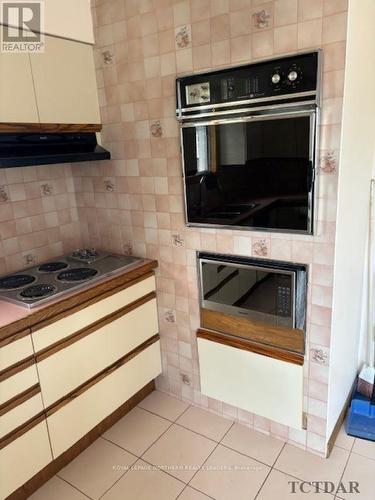 619 Lamarche Street, Timmins (East), ON - Indoor Photo Showing Kitchen