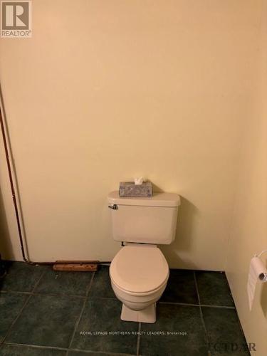 619 Lamarche Street, Timmins (East), ON - Indoor Photo Showing Bathroom