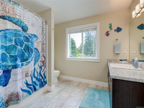 2172 French Rd South, Sooke, BC - Indoor Photo Showing Bathroom