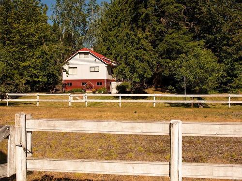 5430 Matson Rd, Ladysmith, BC 