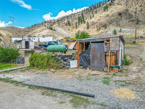 4060 Hills Frontage Rd, Cache Creek, BC - Outdoor