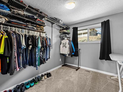 1487 Stage Rd, Cache Creek, BC - Indoor With Storage