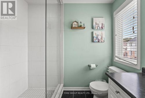 64 Ferris Lane, New Tecumseth, ON - Indoor Photo Showing Bathroom