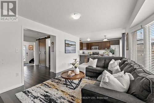 64 Ferris Lane, New Tecumseth, ON - Indoor Photo Showing Living Room