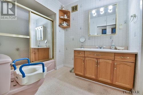 298 Elm St N, Timmins, ON - Indoor Photo Showing Bathroom