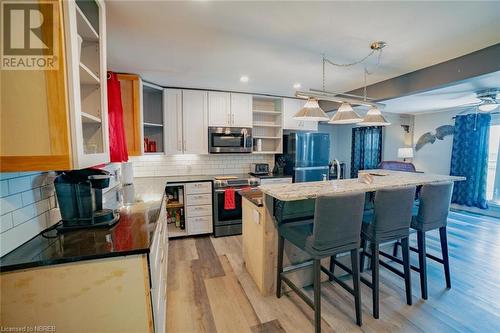 1059 Jocko Point Road, North Bay, ON - Indoor Photo Showing Kitchen