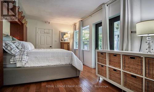 707 Walnut Street W, Whitby (Downtown Whitby), ON - Indoor Photo Showing Bedroom