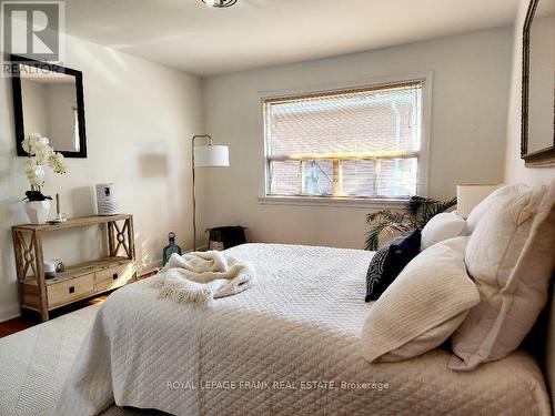 707 Walnut Street W, Whitby (Downtown Whitby), ON - Indoor Photo Showing Bedroom