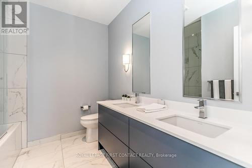 3645 Ferretti Court, Innisfil, ON - Indoor Photo Showing Bathroom