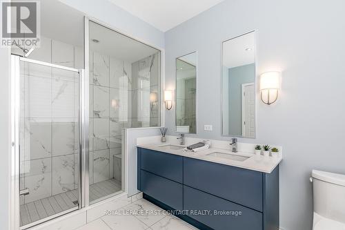 3645 Ferretti Court, Innisfil, ON - Indoor Photo Showing Bathroom