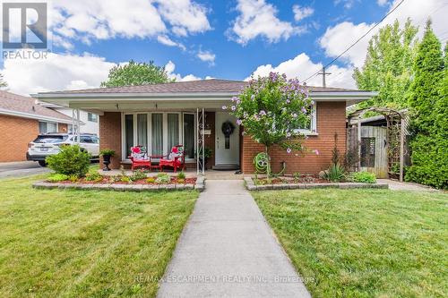 25 Muir Avenue, Hamilton (Berrisfield), ON - Outdoor With Deck Patio Veranda With Facade