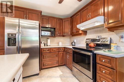 25 Muir Avenue, Hamilton (Berrisfield), ON - Indoor Photo Showing Kitchen