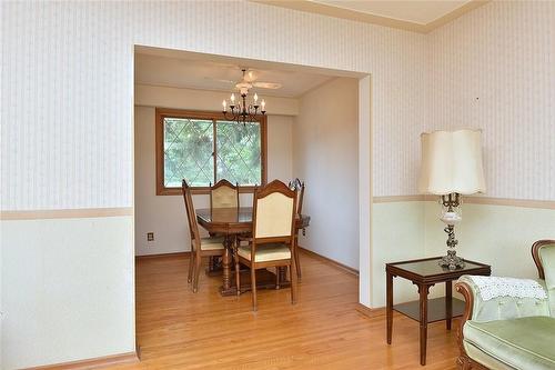 1036 Gallagher Road, Burlington, ON - Indoor Photo Showing Dining Room