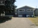 504 4Th Avenue E, Assiniboia, SK  - Outdoor 