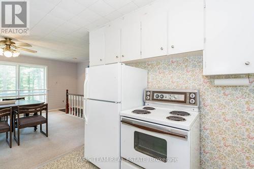 21 De Lac Rue, Tiny (Lafontaine), ON - Indoor Photo Showing Kitchen