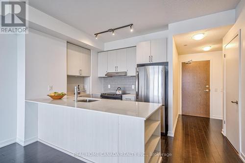 2307 - 2560 Eglinton Avenue W, Mississauga (Central Erin Mills), ON - Indoor Photo Showing Kitchen