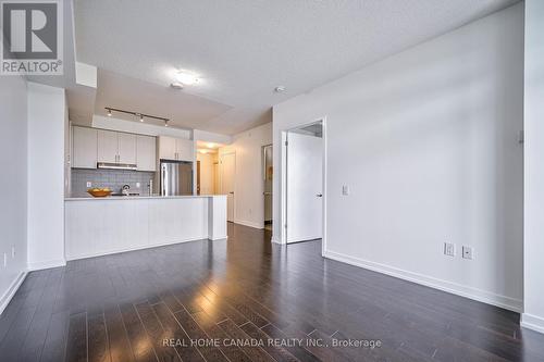 2307 - 2560 Eglinton Avenue W, Mississauga (Central Erin Mills), ON - Indoor Photo Showing Kitchen