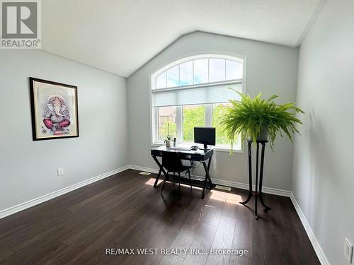 33 Feeder Street, Brampton (Northwest Brampton), ON - Indoor Photo Showing Office