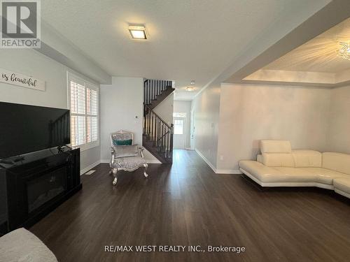 33 Feeder Street, Brampton, ON - Indoor