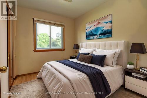 586 Rohallion Road, Kawartha Lakes, ON - Indoor Photo Showing Bedroom