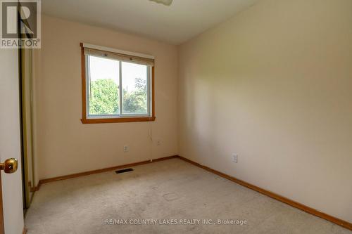 586 Rohallion Road, Kawartha Lakes, ON - Indoor Photo Showing Other Room