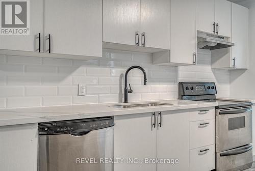 27 Grove Street, Hamilton (Corktown), ON - Indoor Photo Showing Kitchen With Double Sink