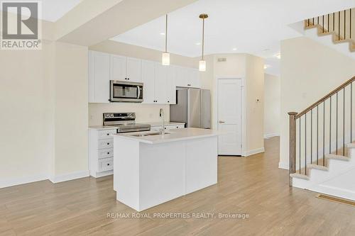 1407 Summer Street, Kingston, ON - Indoor Photo Showing Kitchen