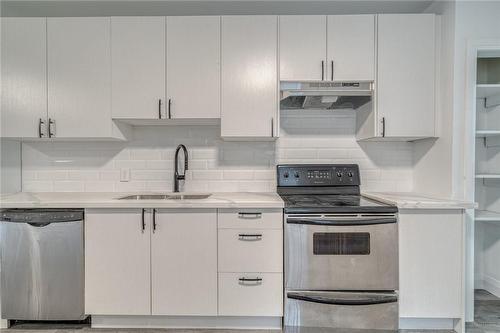 27 Grove Street, Hamilton, ON - Indoor Photo Showing Kitchen With Double Sink