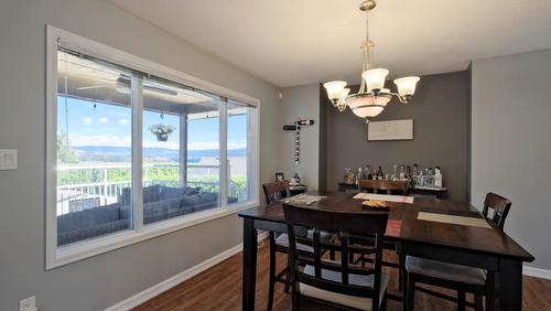 2816 Lower Glenrosa Road, West Kelowna, BC - Indoor Photo Showing Dining Room