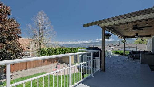 2816 Lower Glenrosa Road, West Kelowna, BC - Outdoor With Exterior