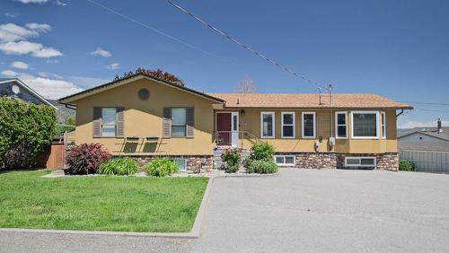 2816 Lower Glenrosa Road, West Kelowna, BC - Outdoor With Facade