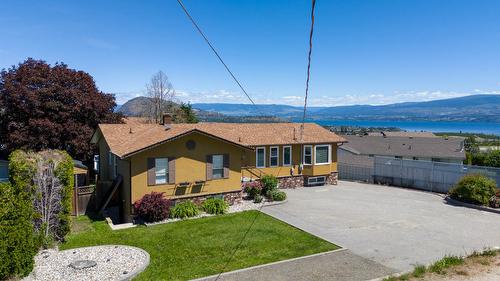 2816 Lower Glenrosa Road, West Kelowna, BC - Outdoor